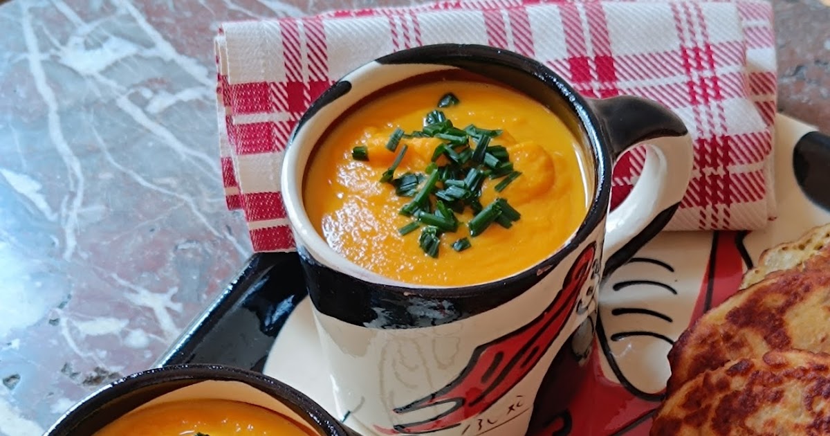 Velouté de carottes à l'ail nouveau & pancakes aux oignons 