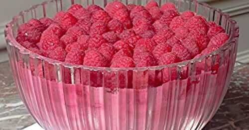 Mousse de framboises aux biscuits de Reims