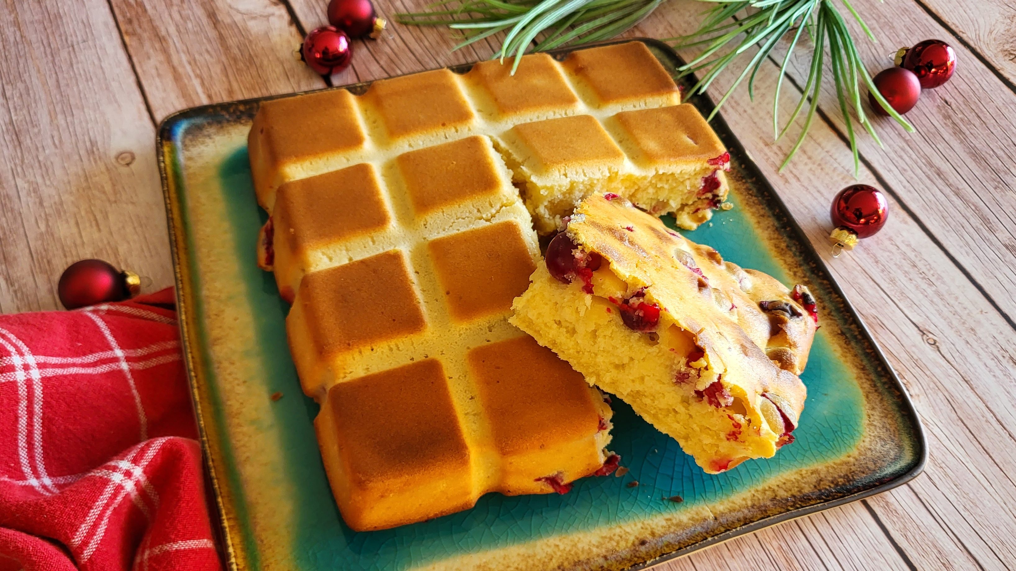 Gâteau moelleux aux cranberries et chocolat blanc