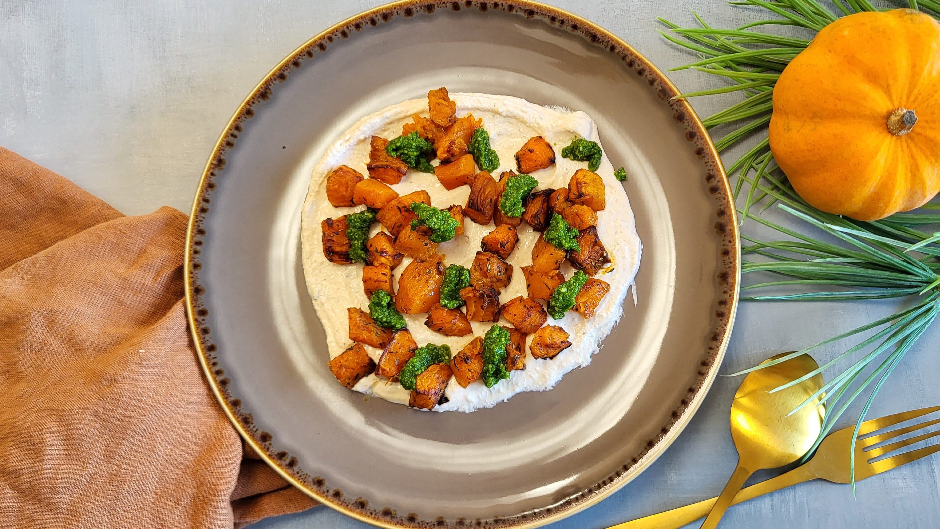 Butternut rôtie au pesto de persil