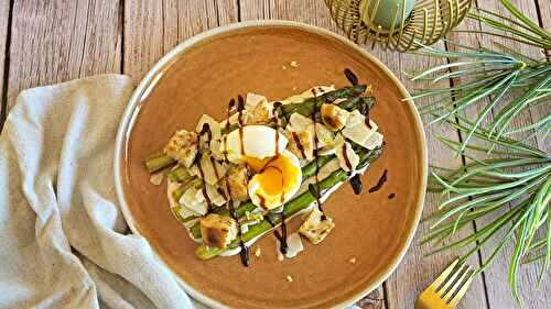 Asperges rôties et œuf moelleux : le combo parfait du printemps