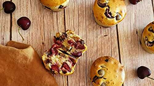 Muffins aux cerises et chocolat
