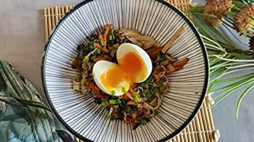 Nouilles de riz sautées aux légumes