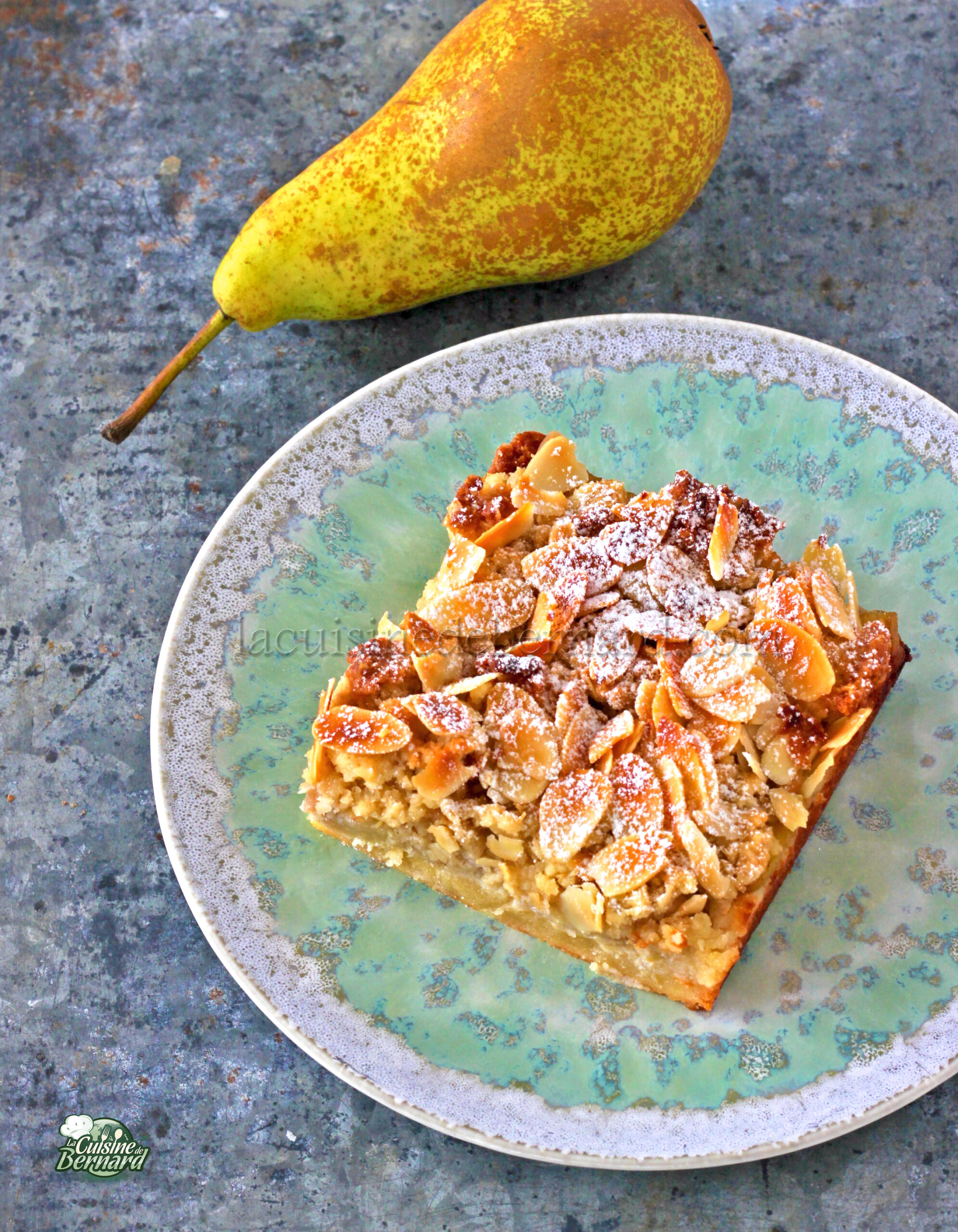 Gâteau amande poire et flocons d'avoine