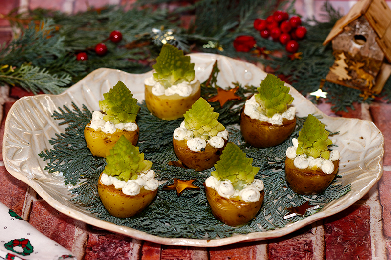 Petits sapins sur pommes de terre farcies au fromage ail et fines herbes