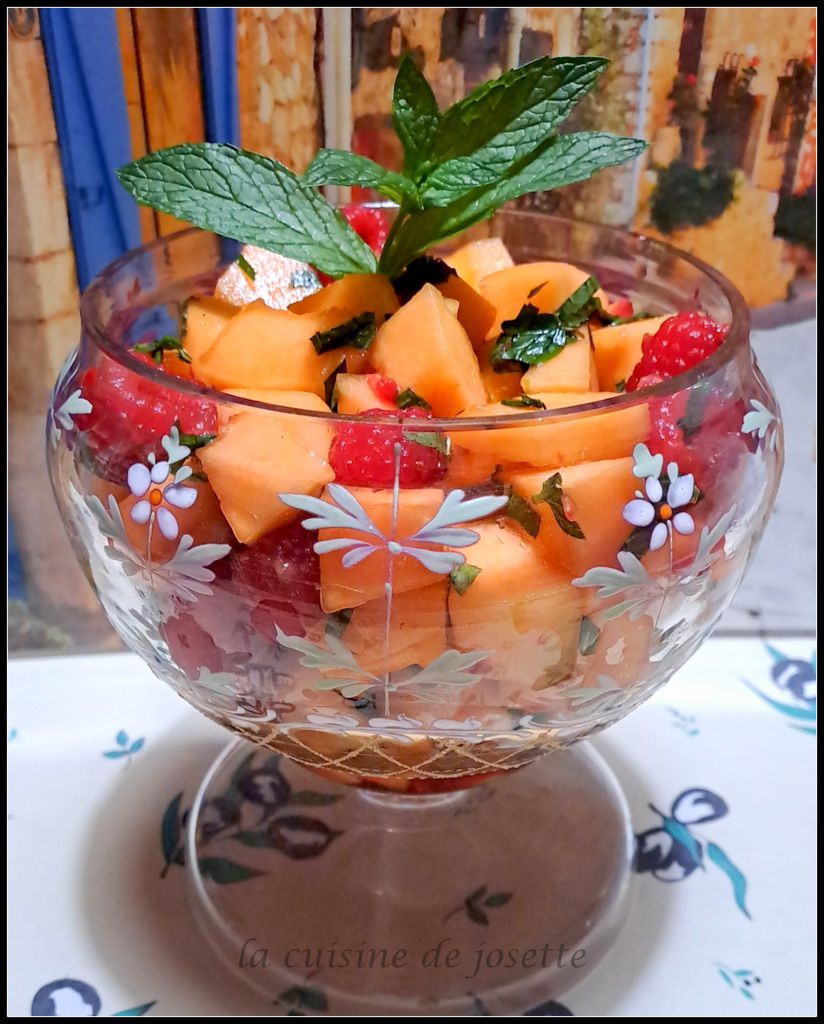 Salade de melon et framboises / foodista challenge # 112