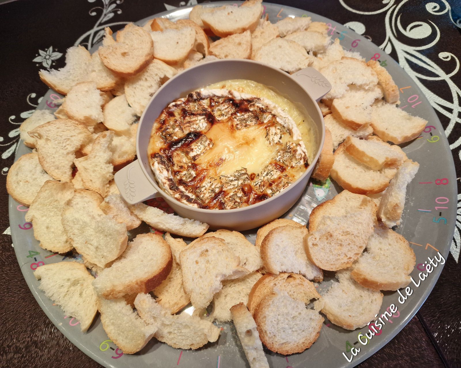 Camembert Rôti au Miel et au Thym à la Ninja Air Fryer