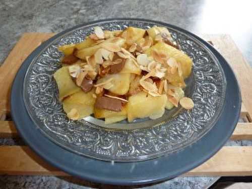 Recette - Pommes et amandes poêlées à la pralinoise