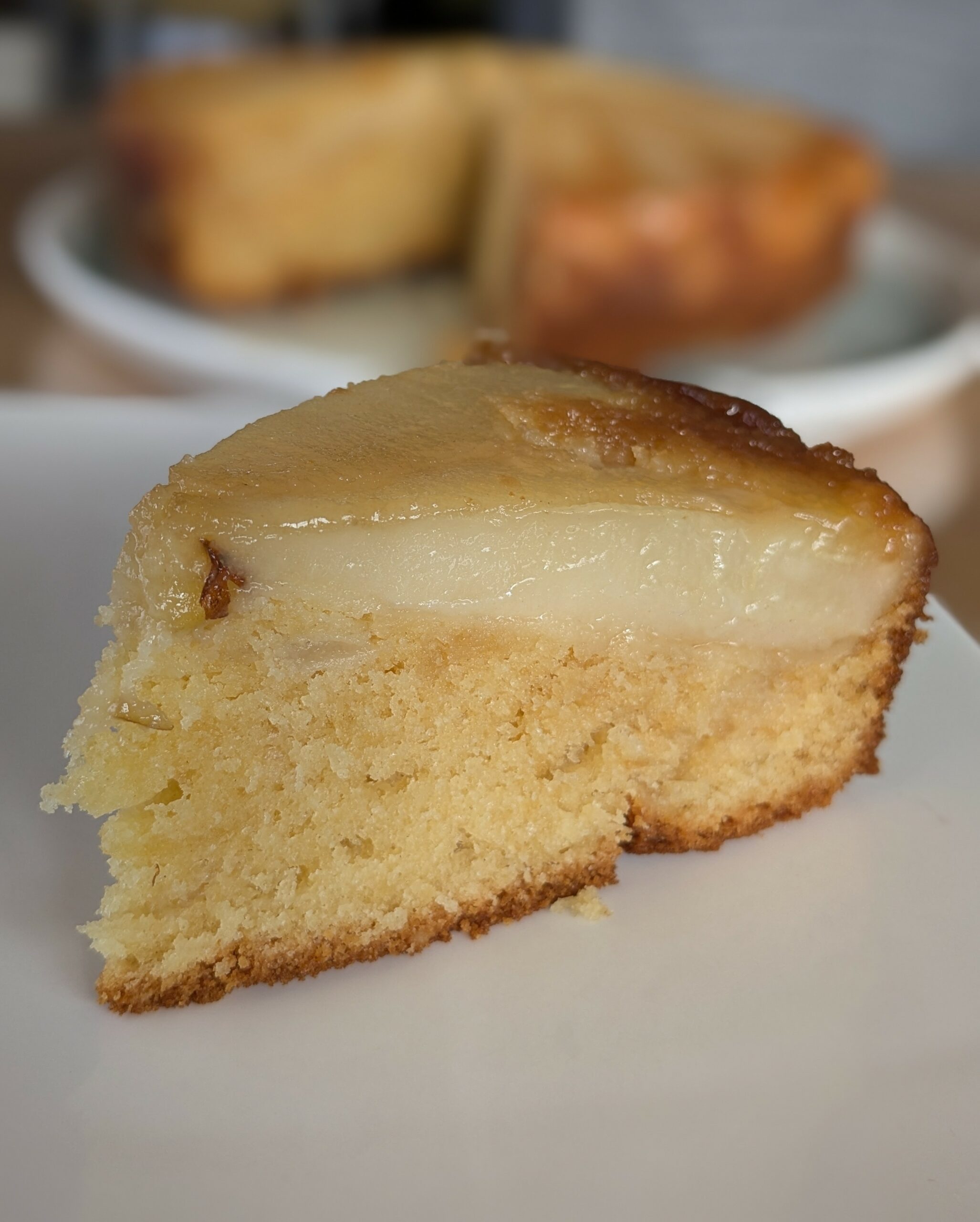 Gâteau Grand-Mère renversé aux poires