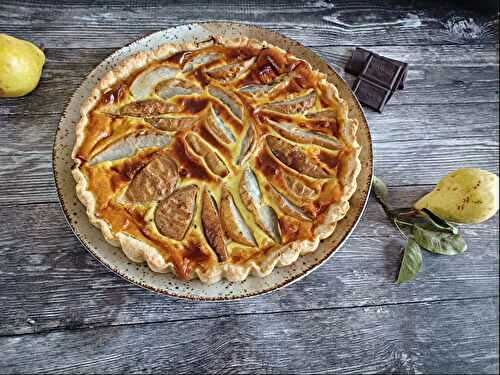 Tarte aux poires sur son lit de chocolat