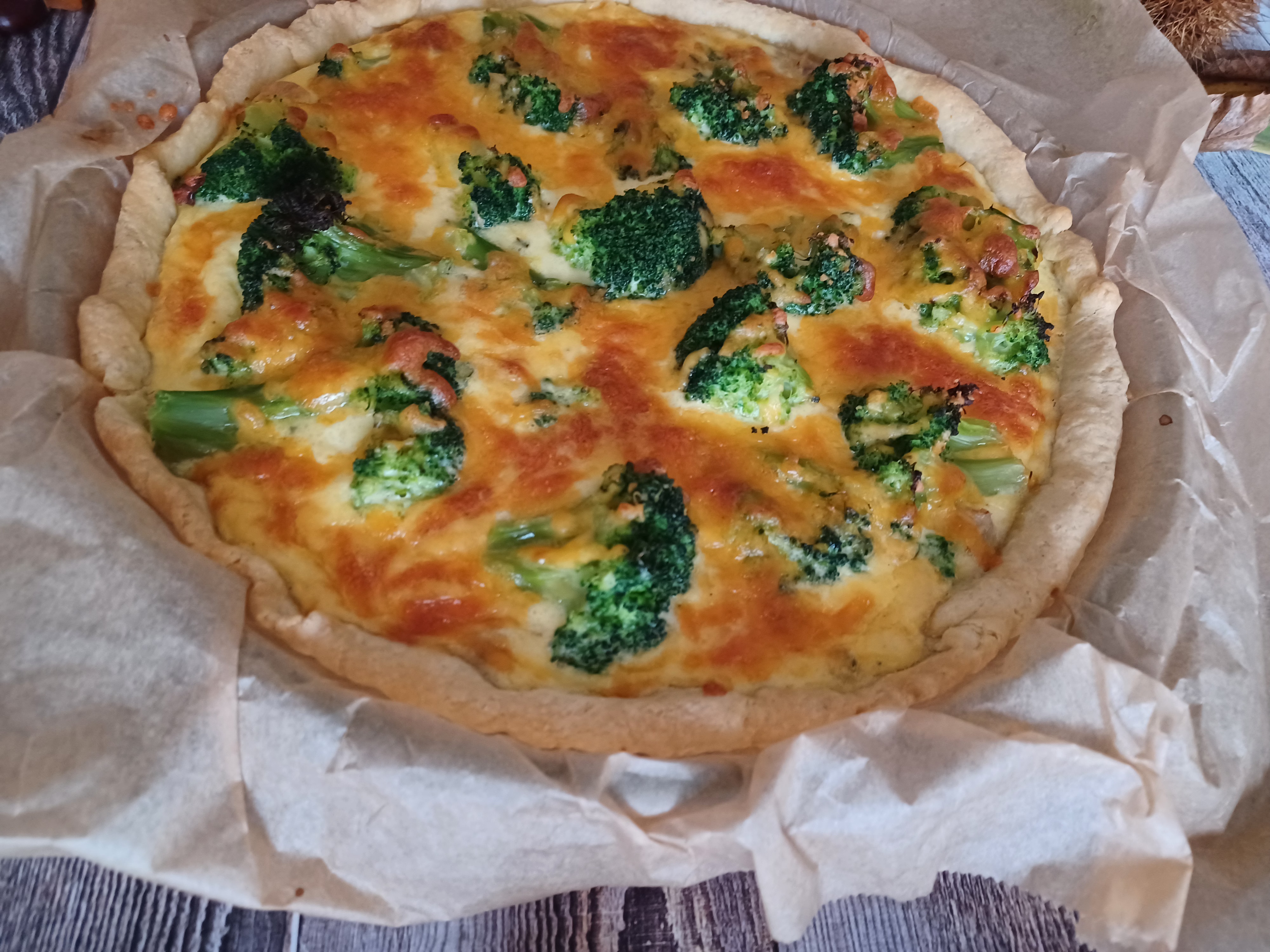 Tarte au thon, brocoli et chèvre