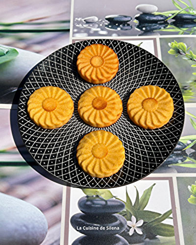 Cake au yaourt à la polenta et rhum