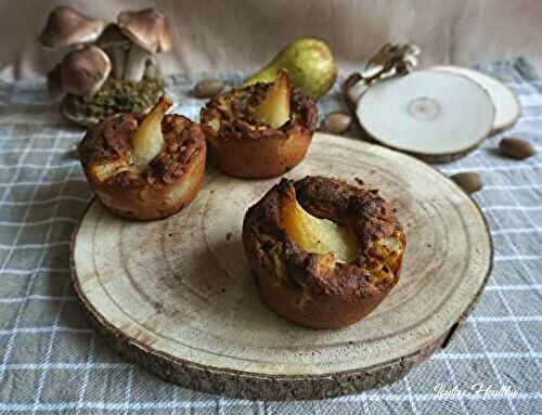 Cakes aux poires, amande, épices & raisins secs