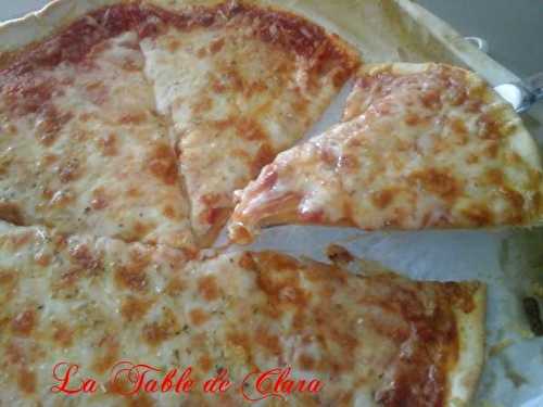 Pizza aux 3 fromages