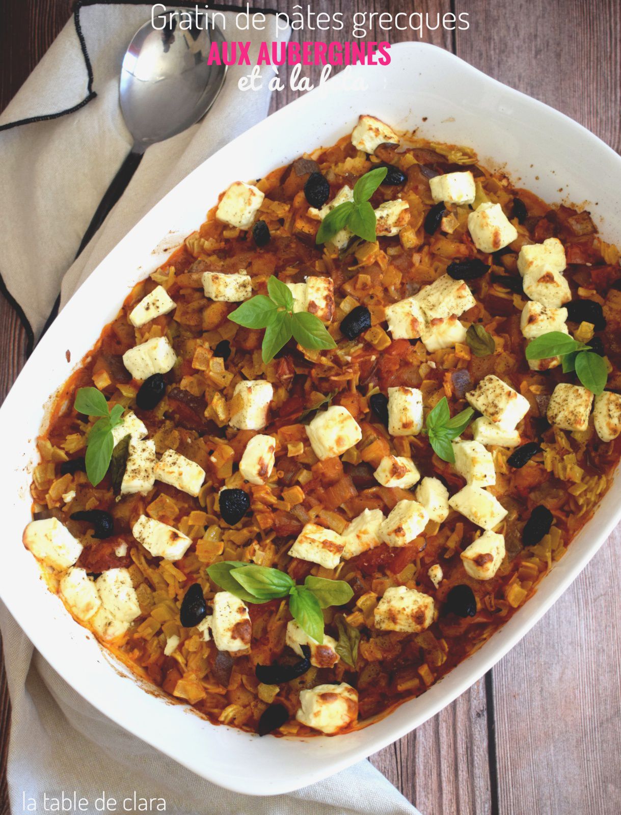 Gratin de pâtes grecques (Xilopites) aux aubergines à à la feta