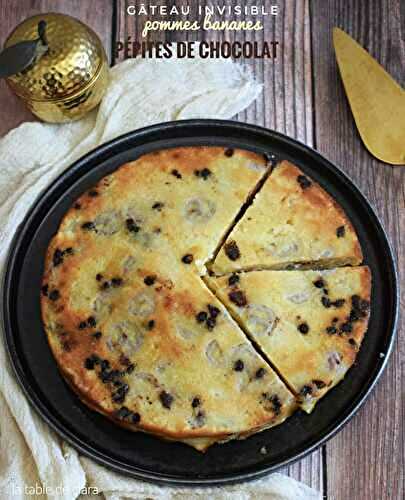 Gâteau fondant et léger aux pommes, bananes et pépites de chocolat