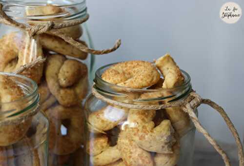 "Taralli dolci pugliesi", petits biscuits sucrés des Pouilles - sans oeuf