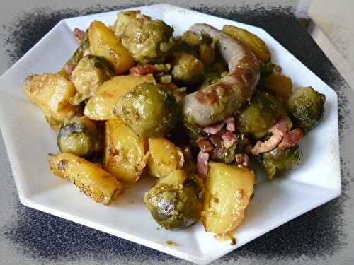 Poelée de saucisses, - choux de Bruxelles , pommes de terre et lardons