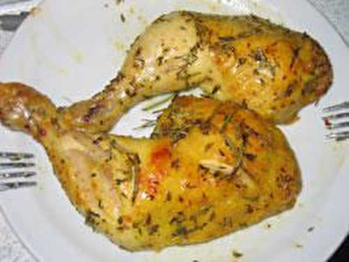 Cuisses de poulet grillées à l'ail et au romarin