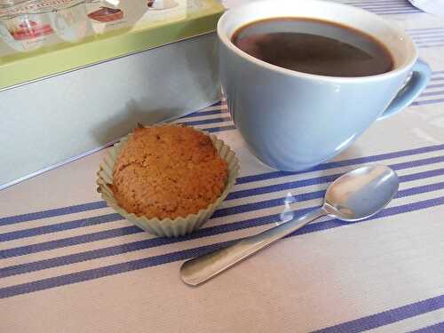Muffins orange - farine de sarrasin, et... café surprise!!