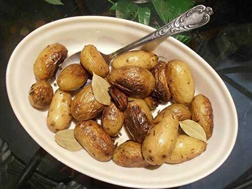 Pommes de terre grenaille au thym et au laurier
