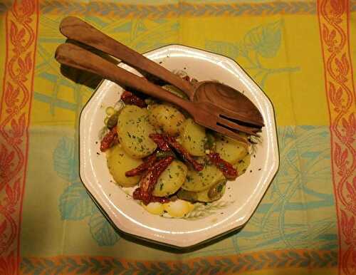 Salade de pommes de terre tièdes et tomates confites