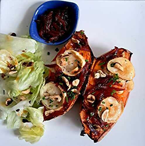 Patate douce chèvre-miel, confit d'oignons et noisettes