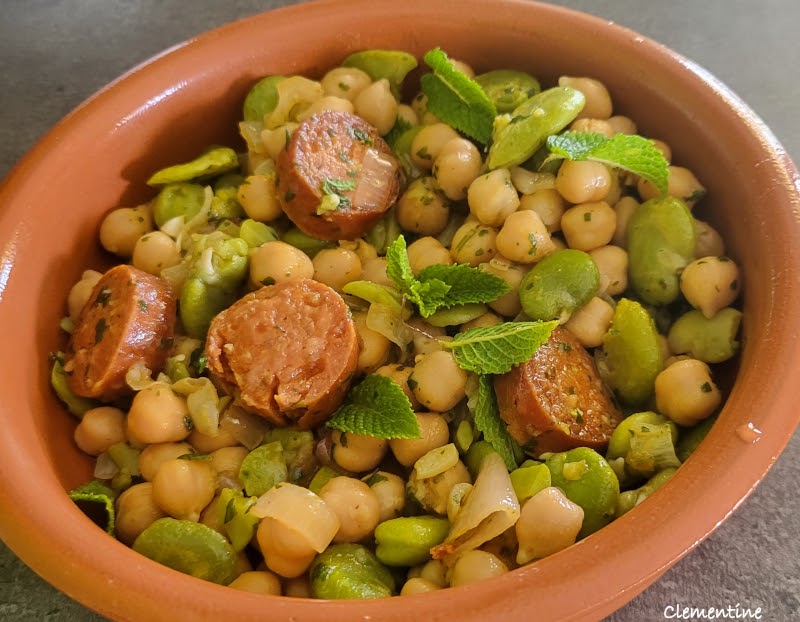 Fèves, pois chiches, chorizo