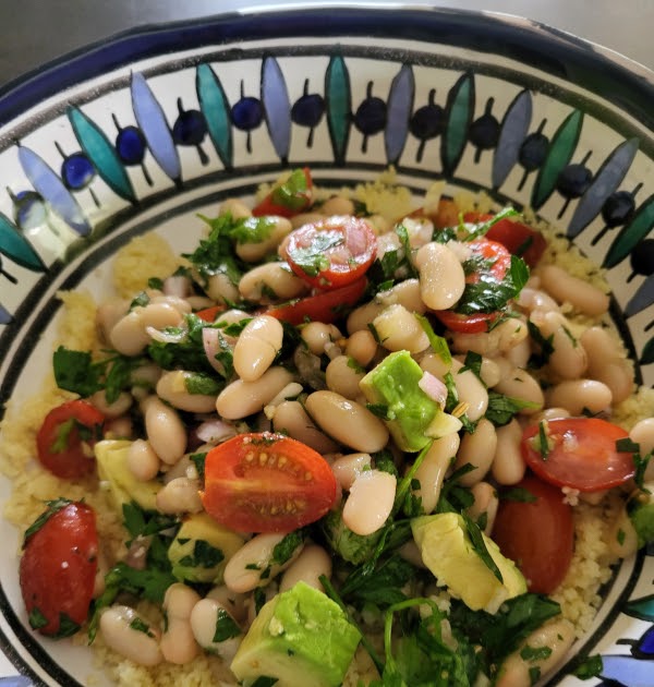 Salade de haricots blancs avec un dressing de citron vert et sirop d'érable