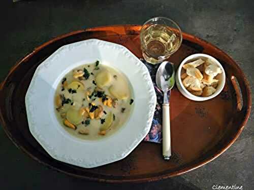 Soupe de moules au vin blanc et aux pommes de terre