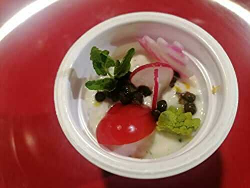 Verrine de cervelle des Canuts, lentilles Beluga, pesto de fanes de radis,