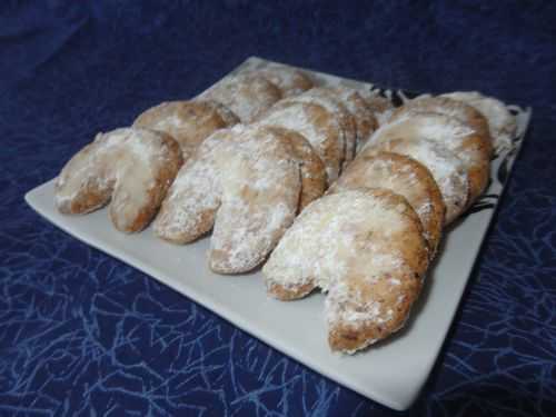 Biscuits de Noël aux noisettes (Nüsskipfel)