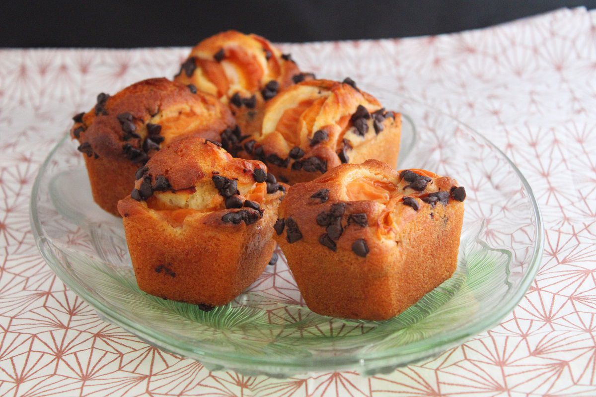 Cakes aux abricots et pépites de chocolat