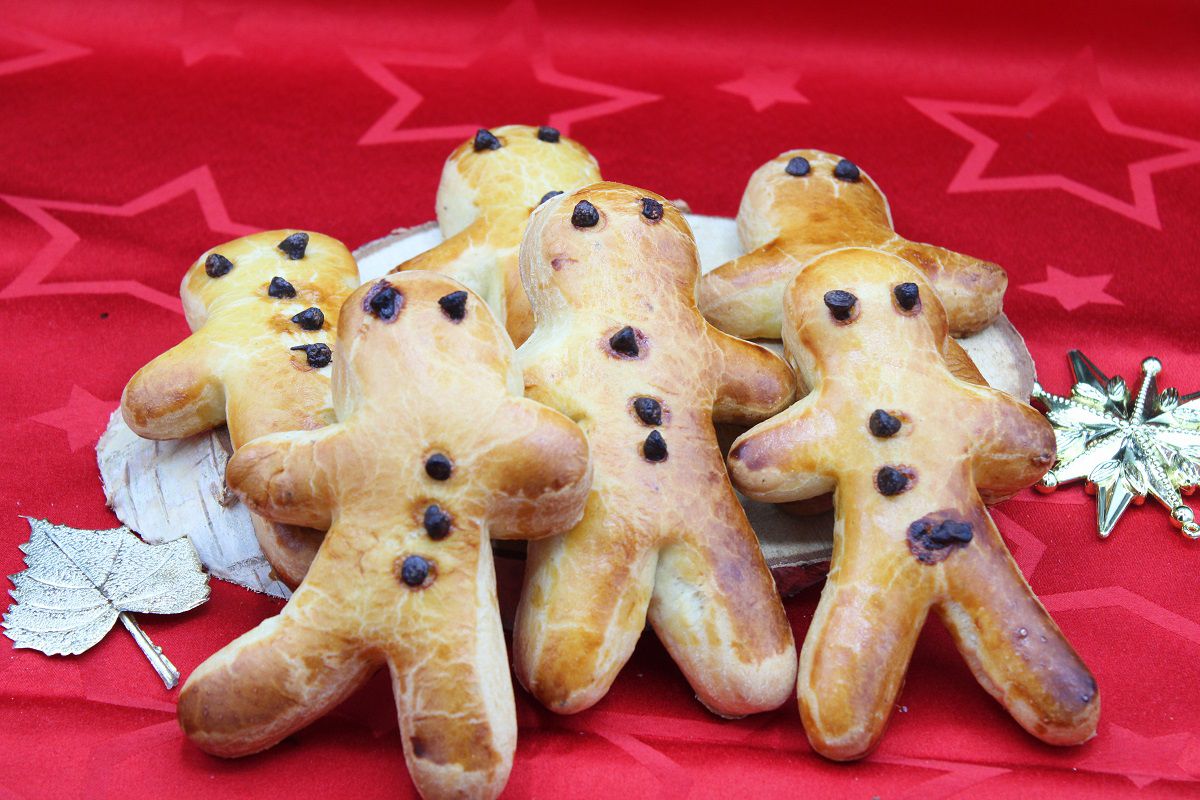 Manalas ou mennele (bonhommes en brioche)