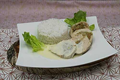 Roulés de poulet farcis sauce crémeuse au Comté