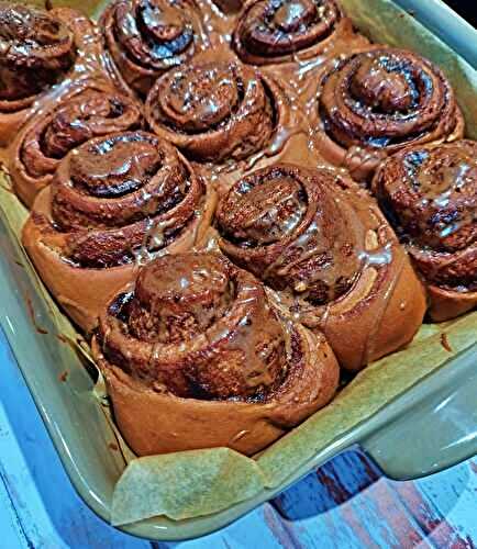 Cinnamon Rolls au Chocolat : Un Délice Automnal