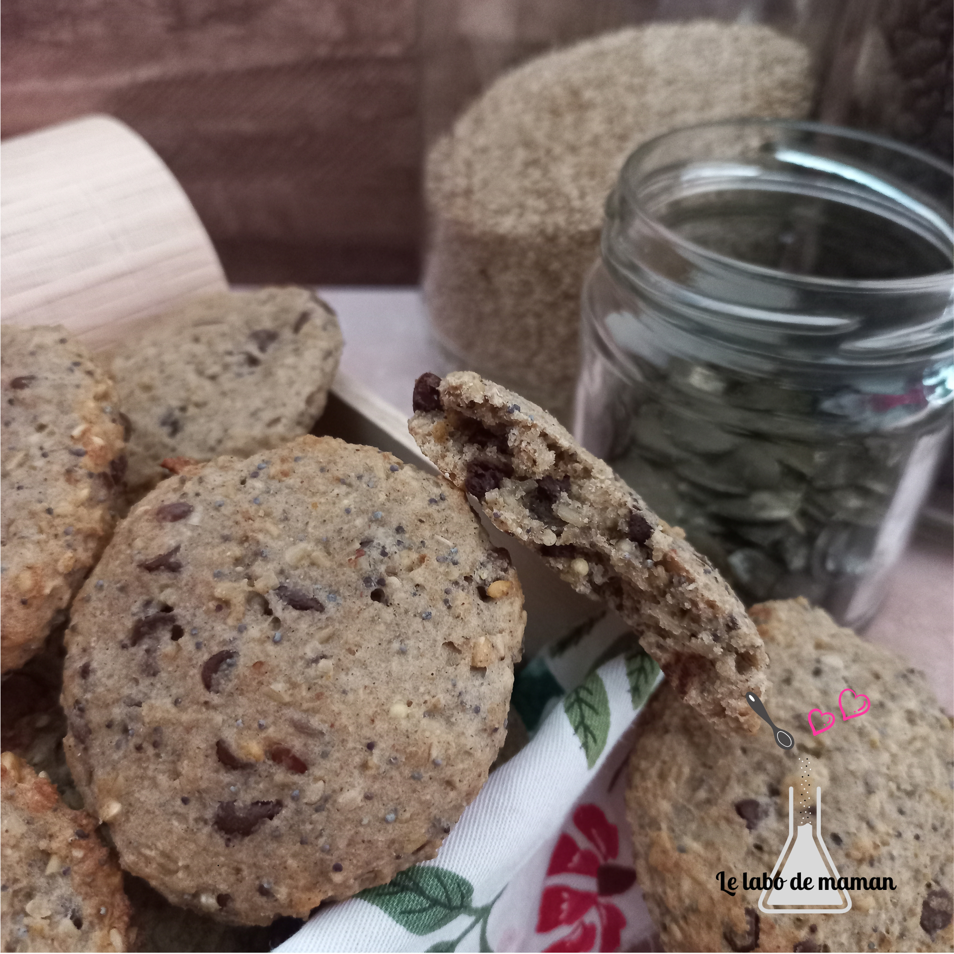 Cookies moelleux aux graines et aux pépites de chocolat