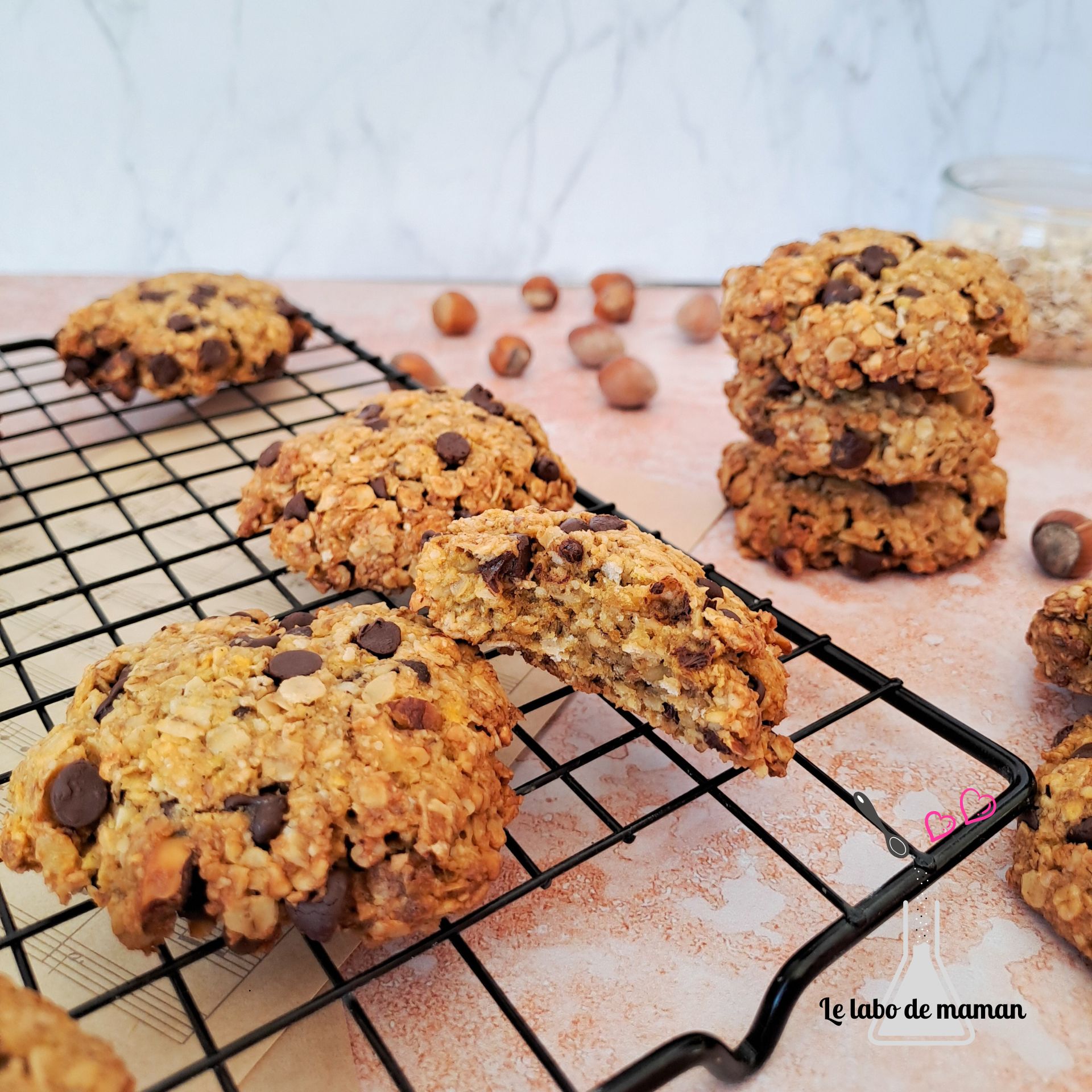 Cookies aux flocons d'avoine, noisettes et chocolat