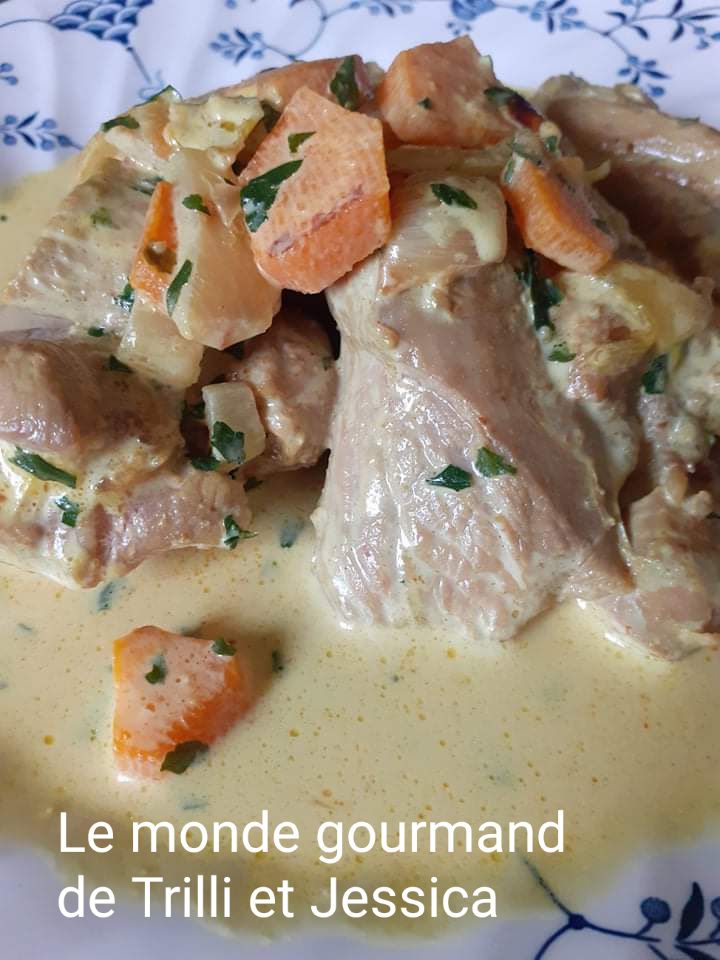 DINDE AU CURRY 