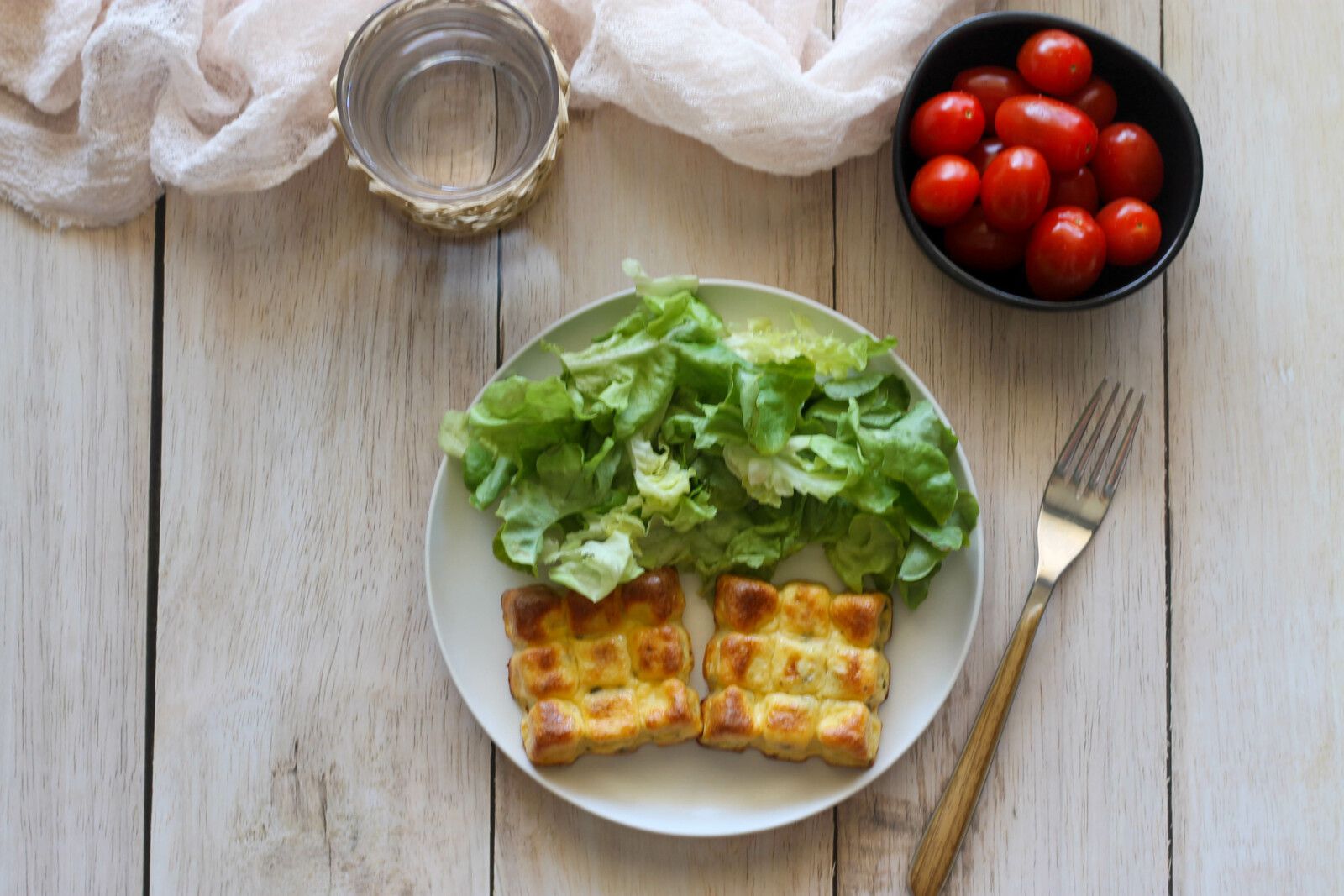 Clafoutis courgettes, tomates cerises et chèvre frais