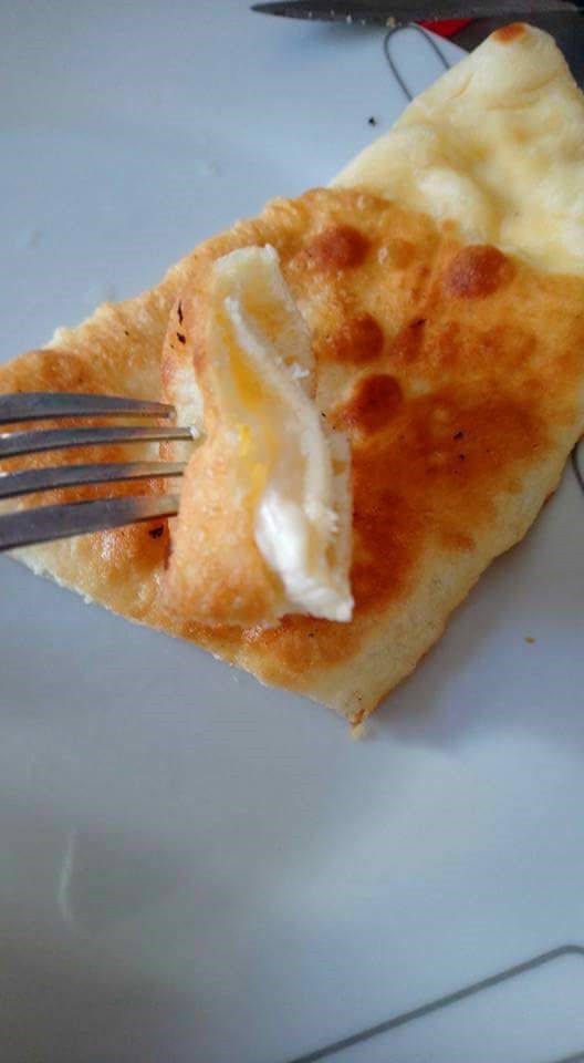 Naan au fromage