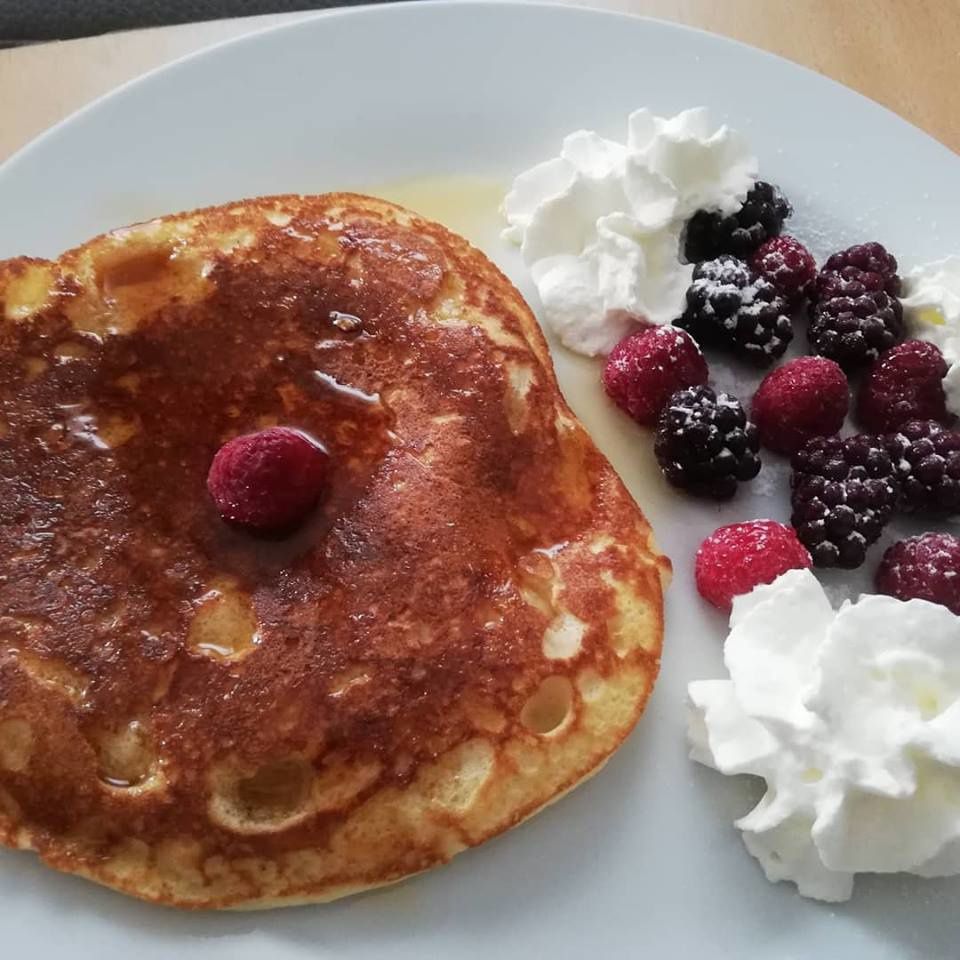 PANCAKES LEGERS ET AERES AU SIROP D'ERABLE