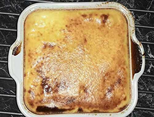 Oeufs au lait à la vanille traditionnels au four et express au four à microondes