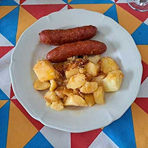 Chorizos et pommes de terre rissolées à la sauce crémeuse piquante