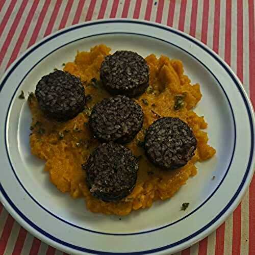 Morcillas ( boudins ) de Burgos au riz poêlées et purée de patate douce La morcilla... - Les marmites de Marphyl