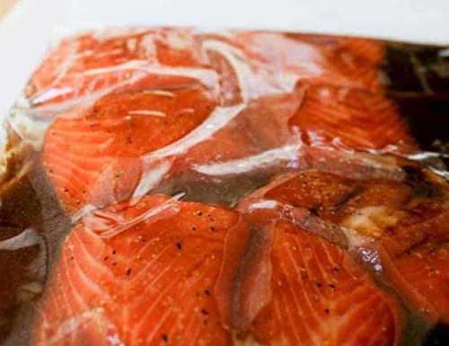 La meilleure recette de marinade pour le saumon (Soja et cassonade)!