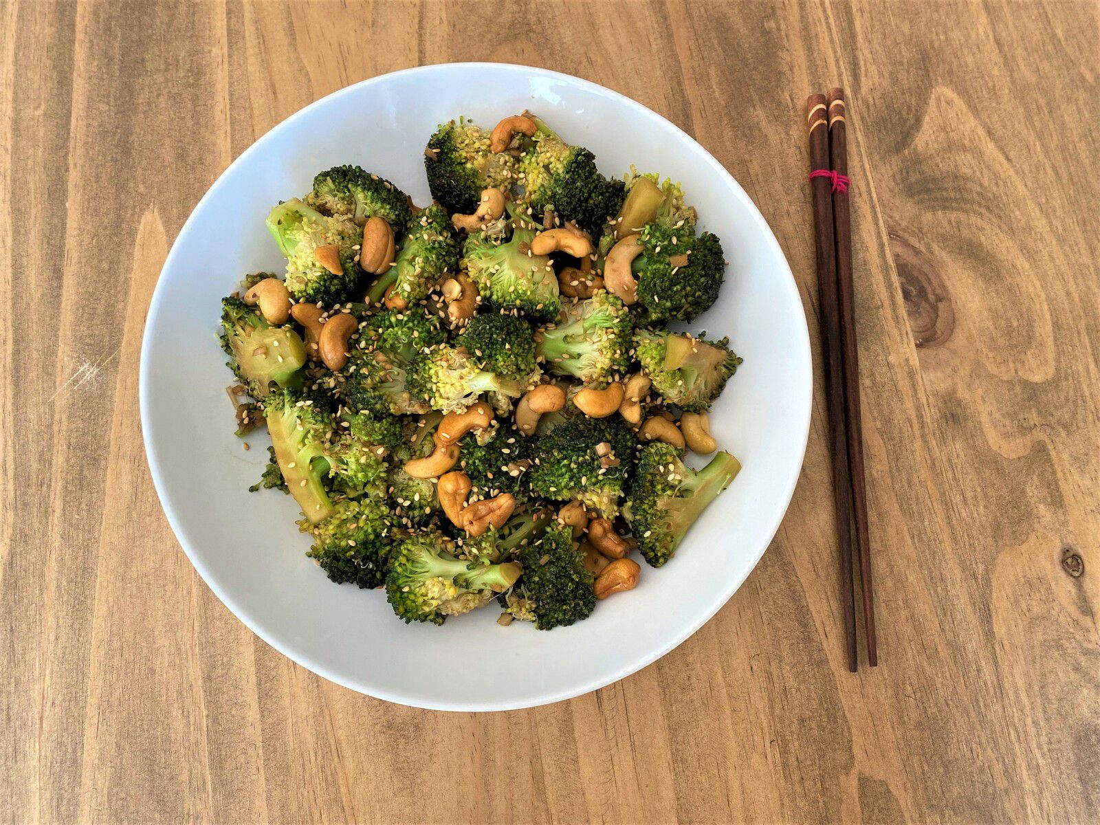 Brocoli au gingembre et noix de cajou