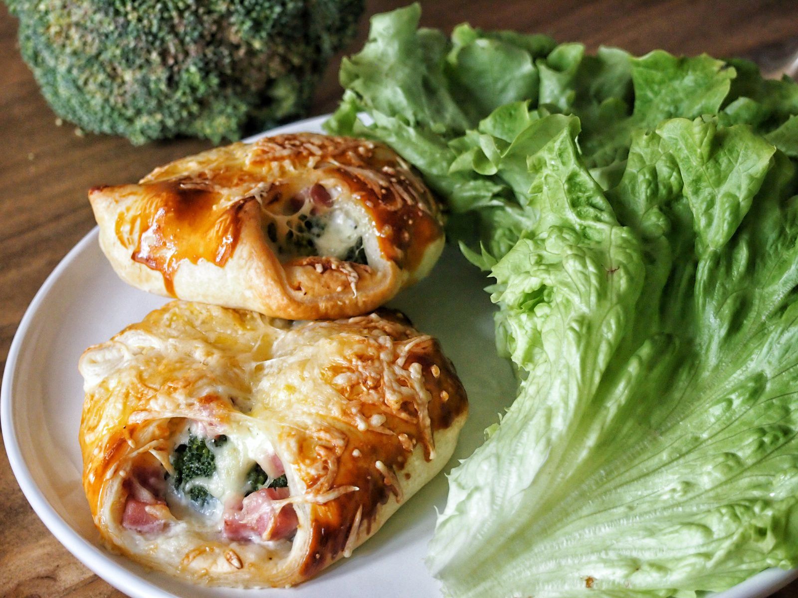 Paniers au brocoli, jambon et comté