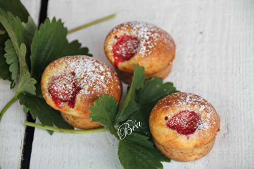 Mini muffins aux fraises et à la liqueur de fleurs de sureau