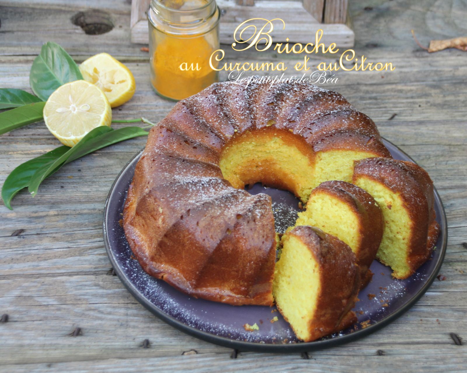 Brioche au curcuma et au citron